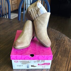 Sugar Tan Ankle Booties with Stacked Heel